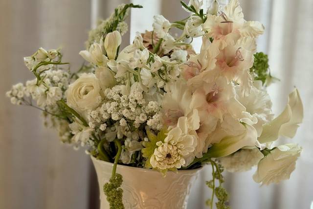 Dress vase 2