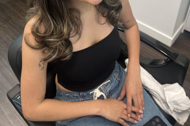 Brush curl blowout