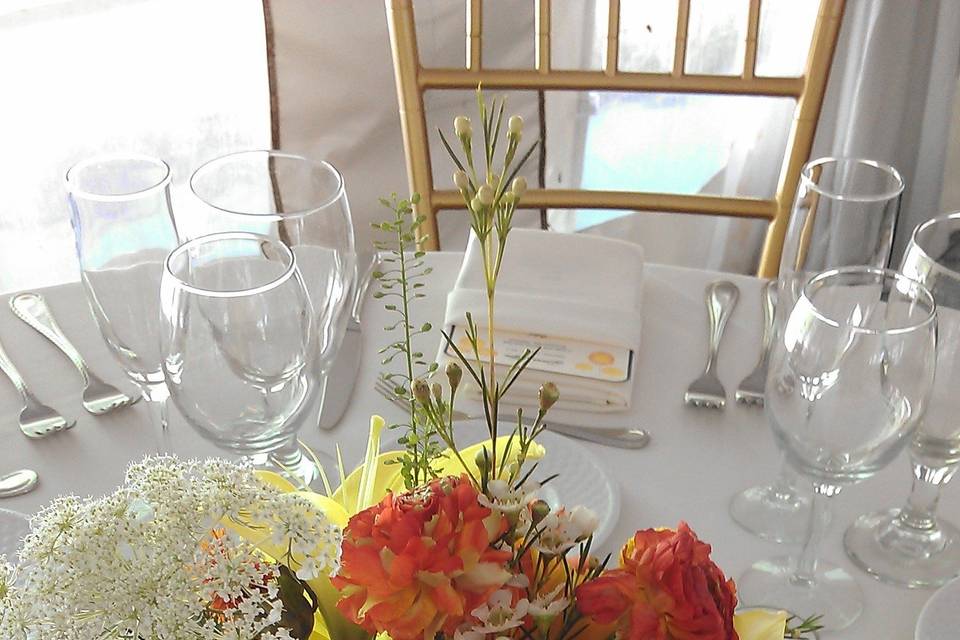 Table arrangement