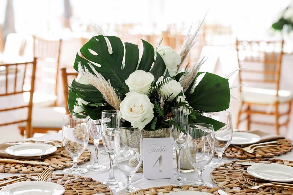 Center piece