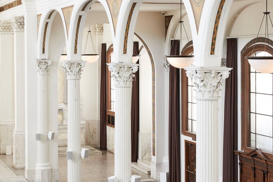 Vibiana - interior arch detail