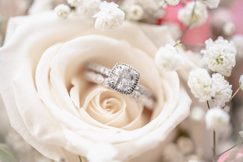 Bouquets and Rings