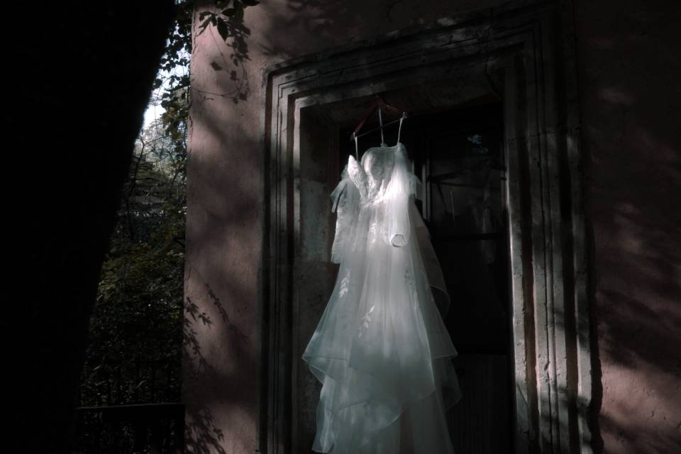 Wedding dress
