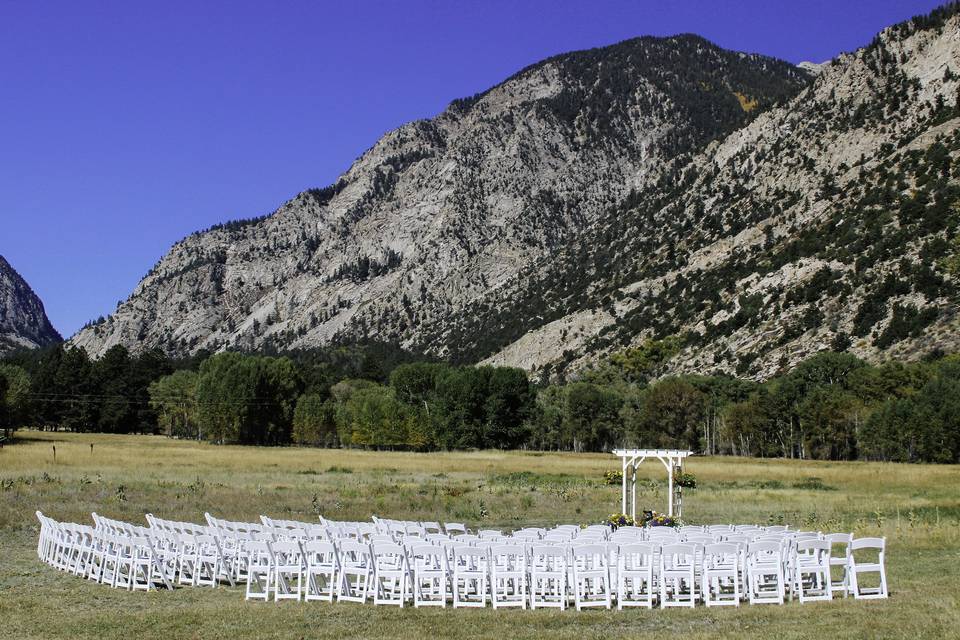 Mountainside wedding setup