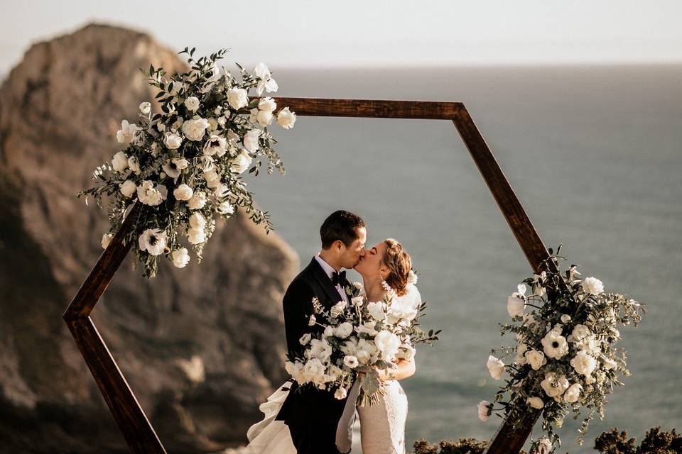 Tie the Knot in Santorini - Weddings & Events