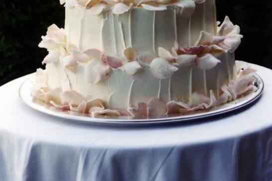 4-tier wedding cake