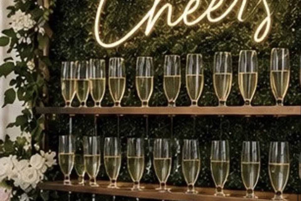 ChloeGroup_WeddingPro_01.jpg