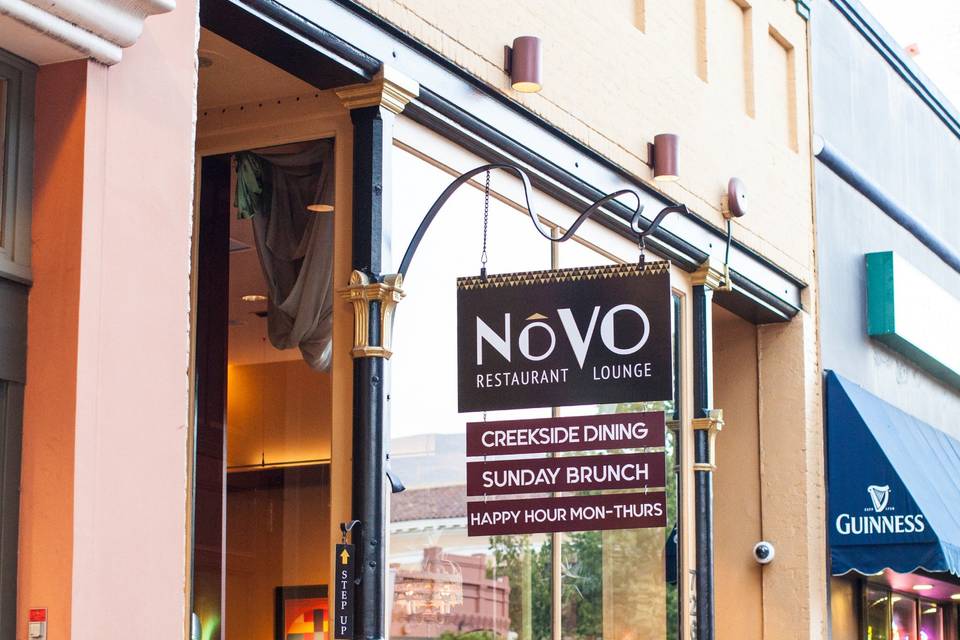Novo Restaurant and Lounge