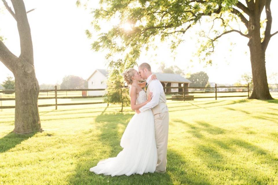 Couple's kiss