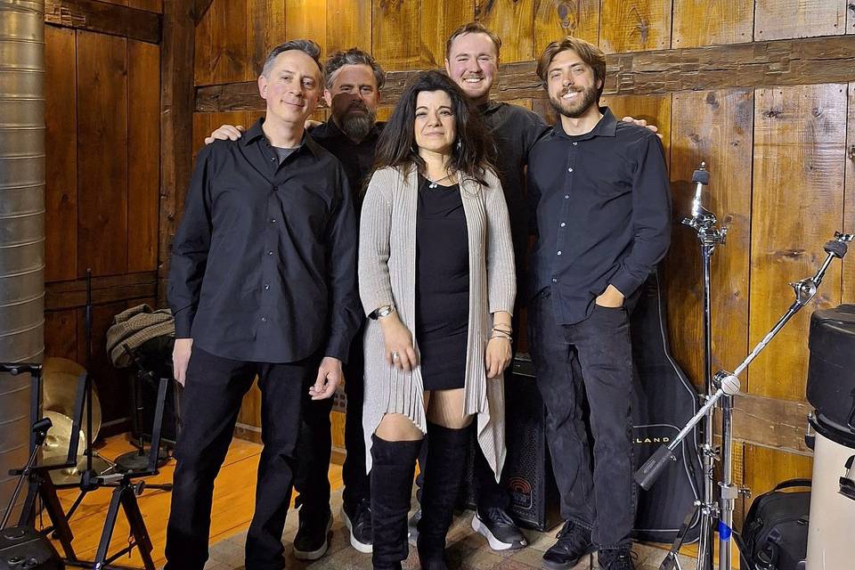 Stella Crispo Music