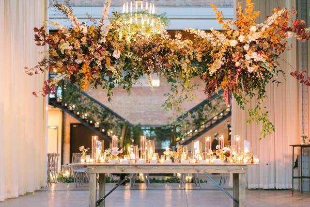 Escort Table