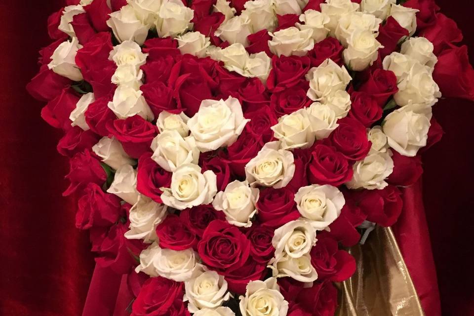 Meeting of two hearts with fresh lovely red and white roses!