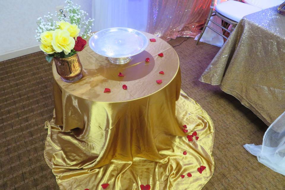 Cake table