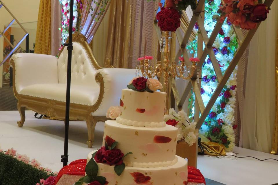Wedding Cake Decor