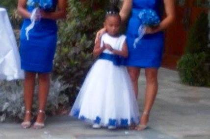 Bridesmaids and a kid at the wedding