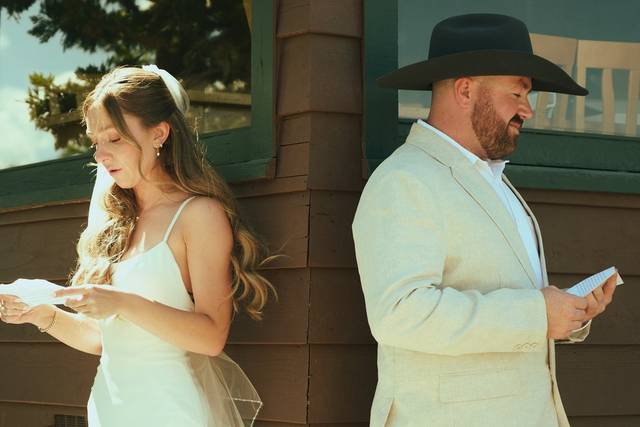 wedding-photo-vow-reading.jpg