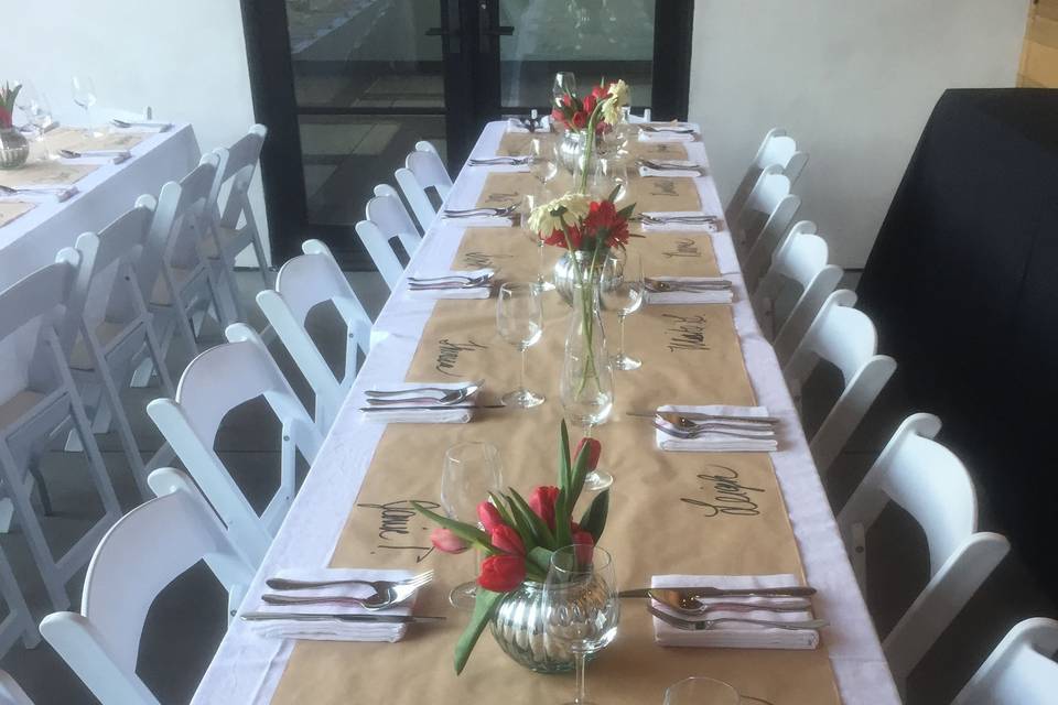 Head table setting