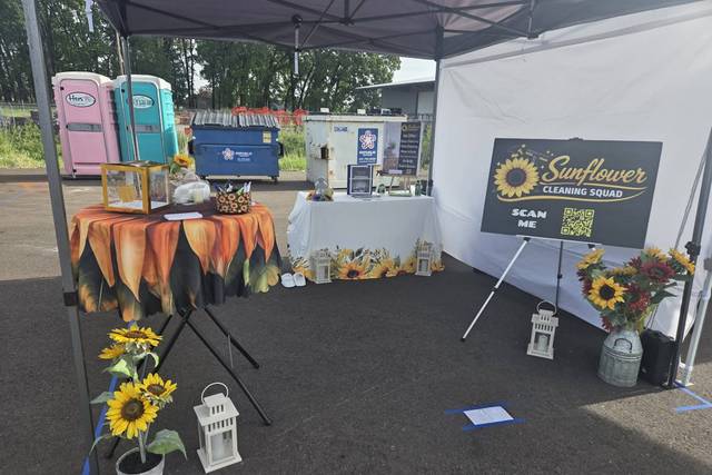 Sunflower Cleaning Squad