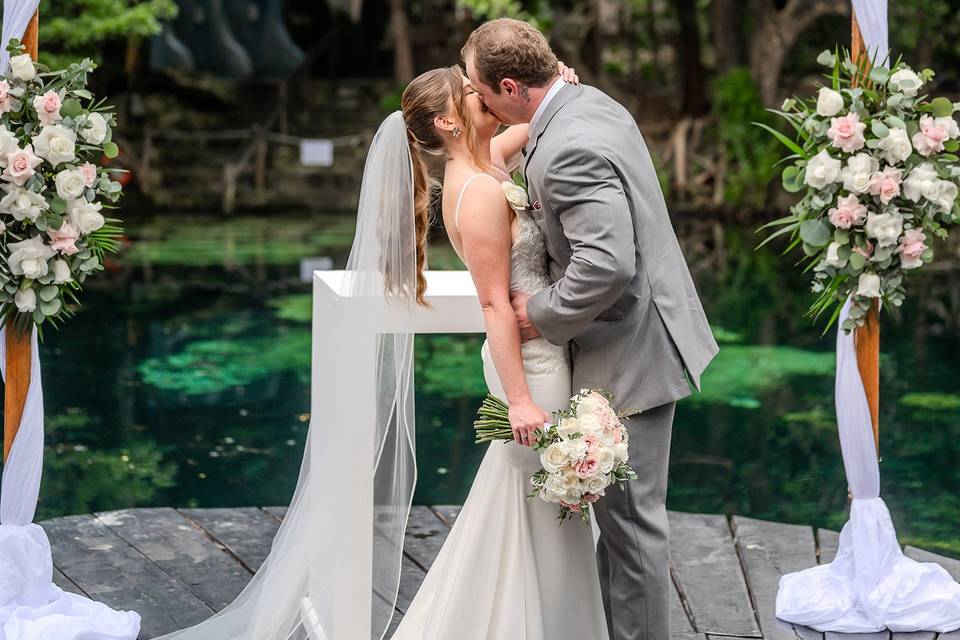 Destify | Destination Weddings
