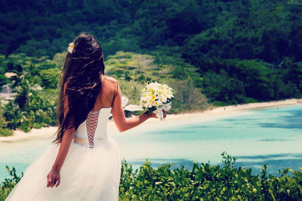 The bride holding a bouquet