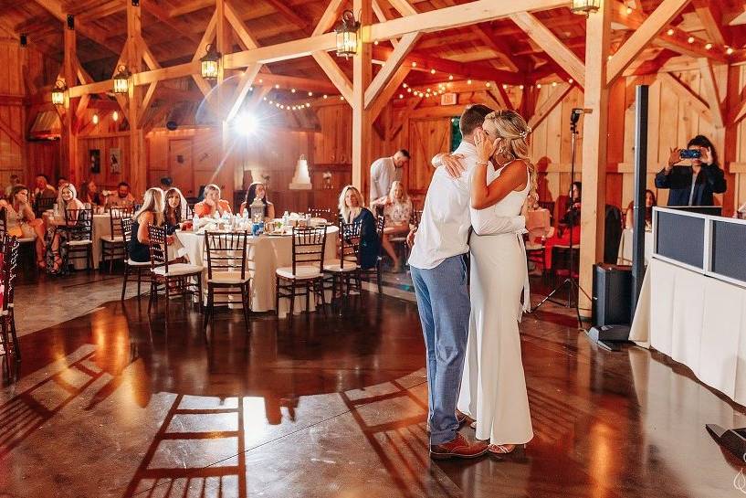 Bridle Oaks Barn interior