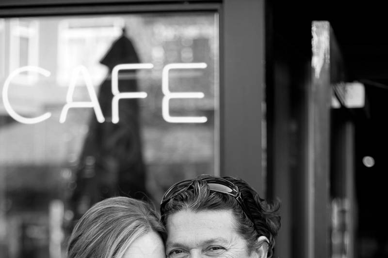 B&W engagement cafe