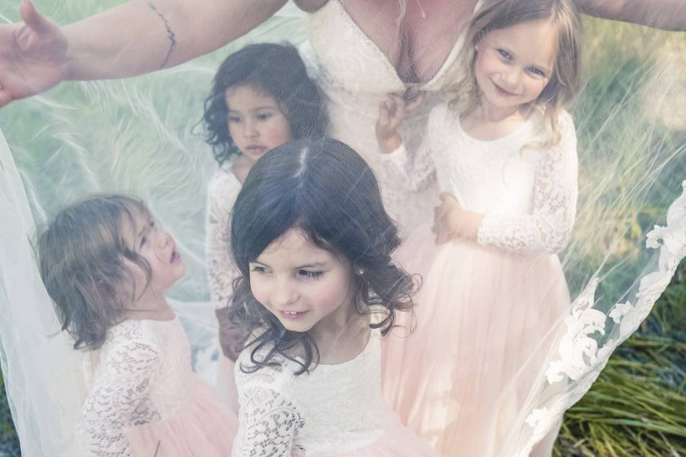 Flower girls under the veil