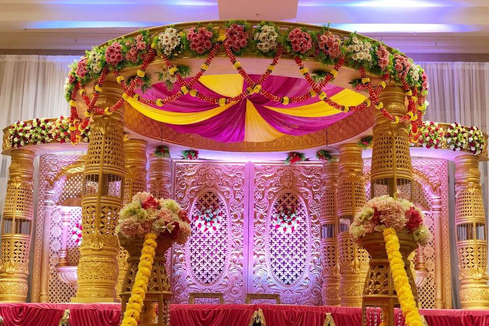 Round Mandap