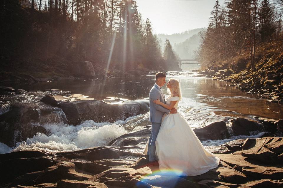 Brandon Handy Weddings Couple