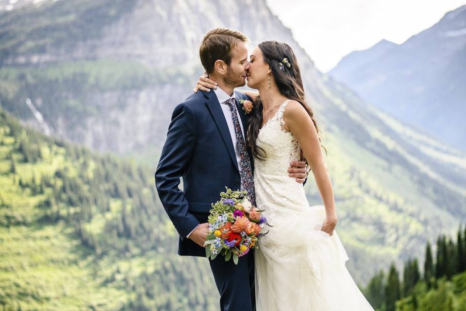 Glacier park wedding elope