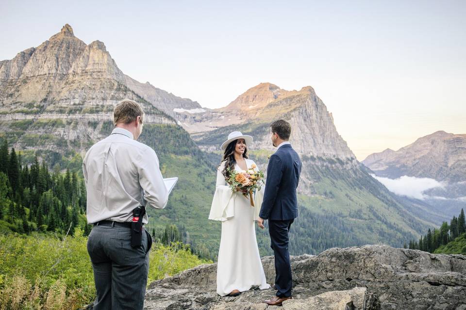 Glacier park wedding elope