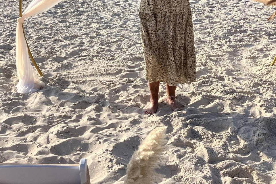 Say I do at the beach