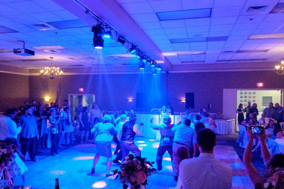 Dance floor lighting