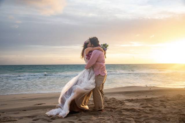 Memorable Hawaii Weddings