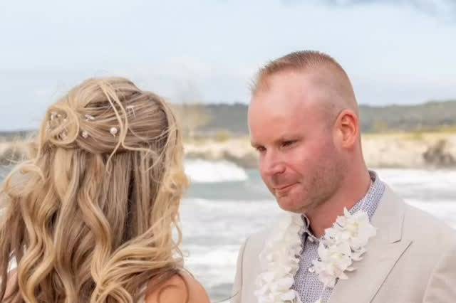 Memorable Hawaii Weddings
