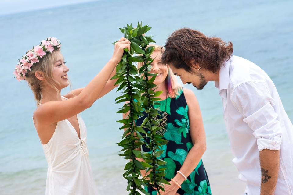 Michele Joins Couple