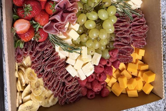10-12 Person Grazing Board