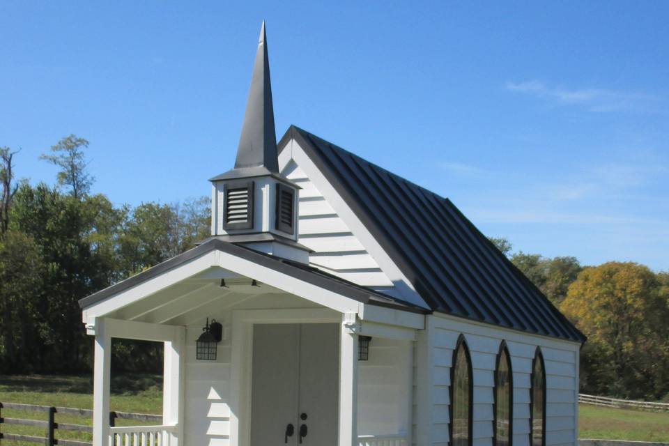 Right view of the tiny chapel