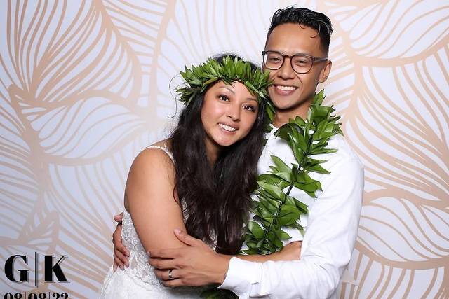 Maui Select Photo Booth