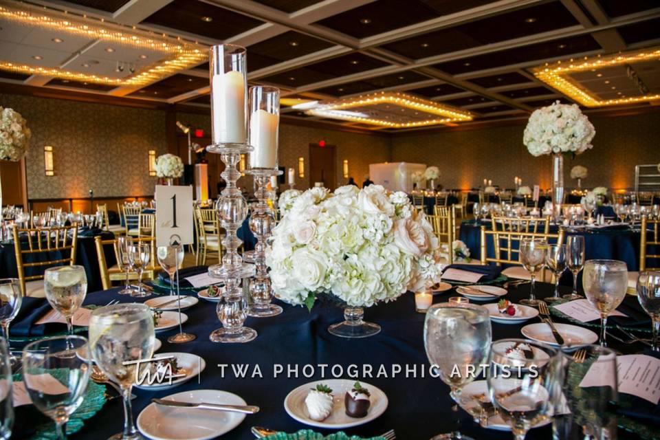 jen&matt, married // hyatt lodge, oak brook