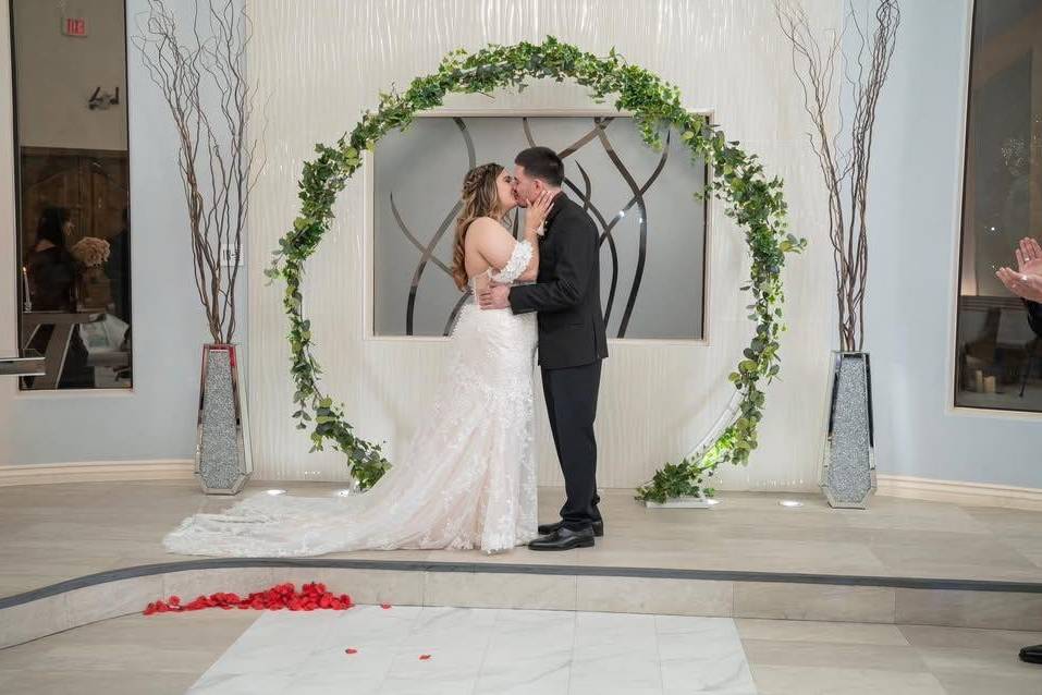 Lady Liz Bridal Alterations &