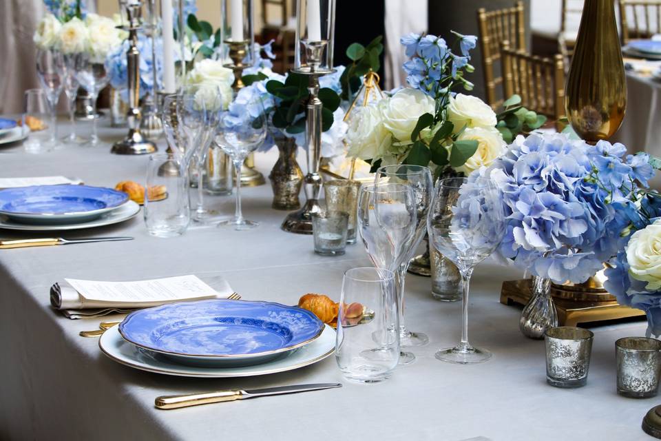 Table setting and blue floral decor