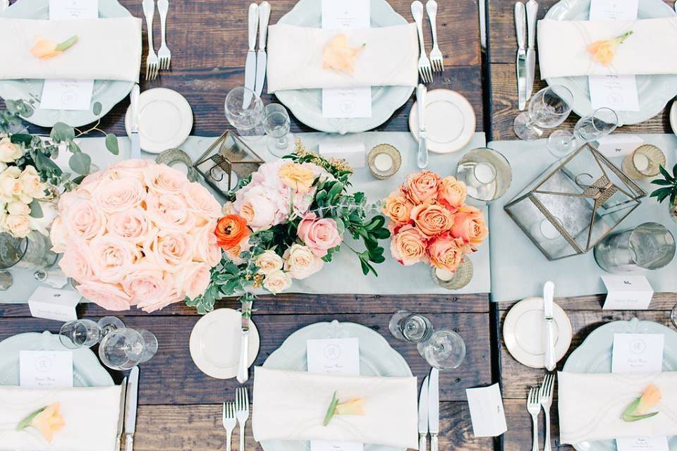 Table set-up with centerpiece