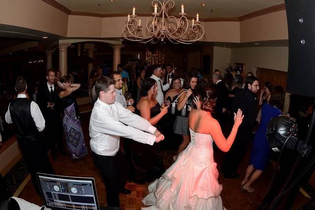 DJ Dave Awesome