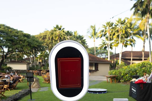 Selfie Suite Hawaii