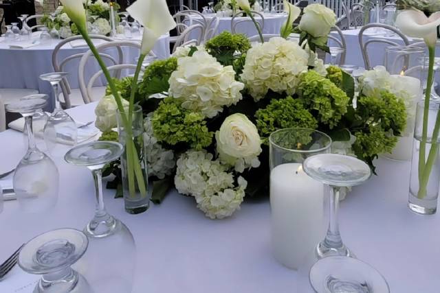 Luxury Floral Designs by Karla's Kreations