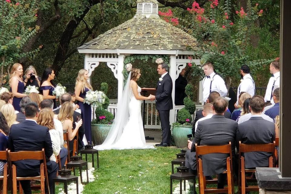 Bridal party bouquets