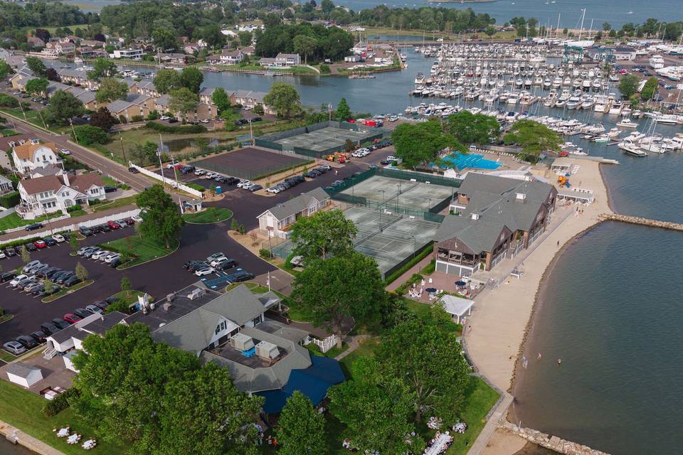 Shore & Country Club, Norwalk