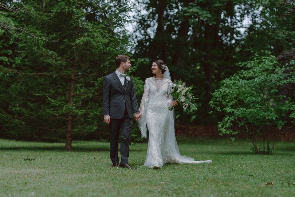 Backyard wedding 