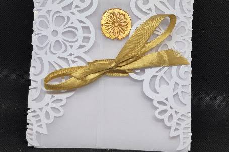 Paper Lace with Ribbn